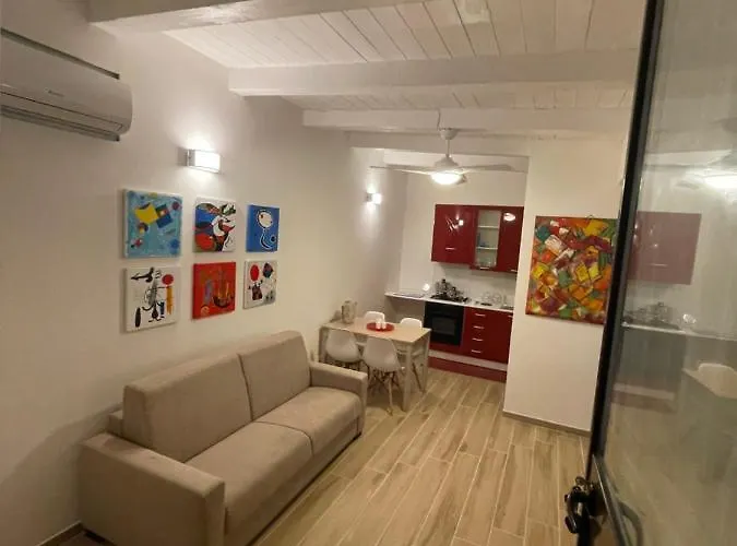 Surfinia'S Home
