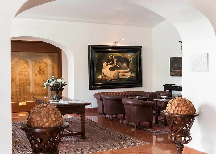 Palazzo Brunaccini Boutique Hotel