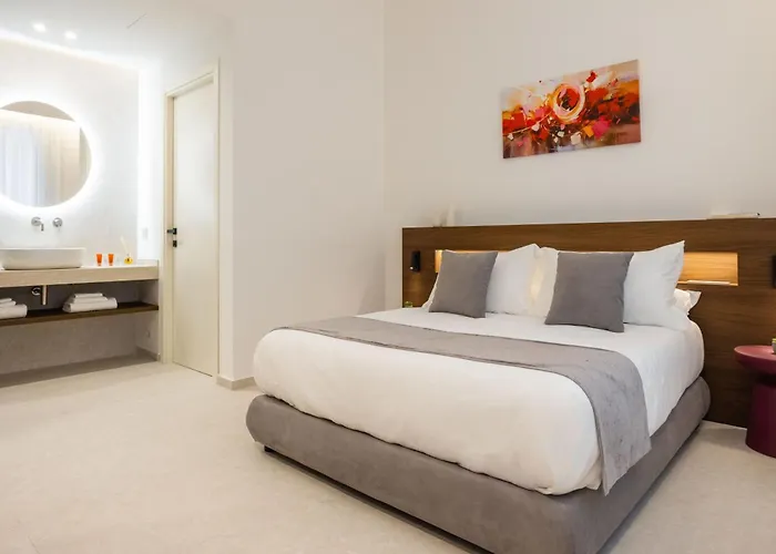 Nora'S Suites