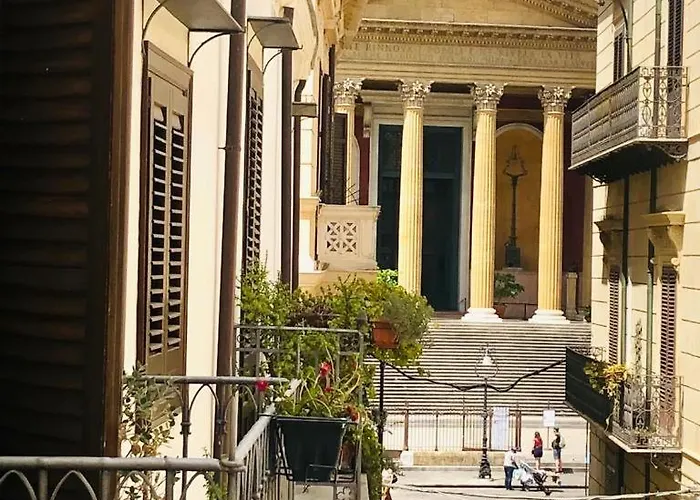 Maison Opera