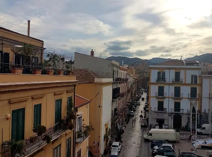 Sweet Home In The City Center Palermo, Italia