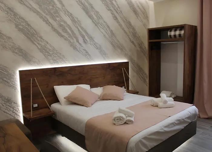 Bed and Breakfast Arsenale Porto Palermo