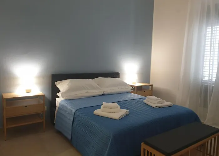 Appartamento CasALE Sampó Palermo, Italia