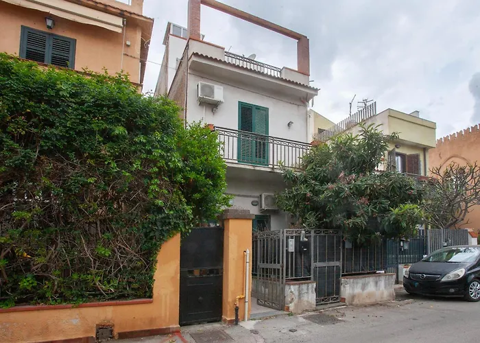 Ferienwohnung Mondello Twentytwo House Palermo, Italien
