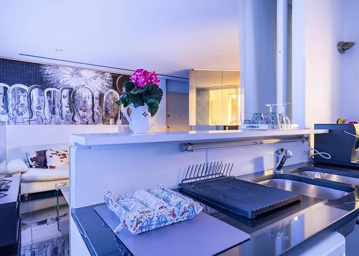 Luxury Suite 2 Min Dal Politeama - Free Parking Palermo, Italia