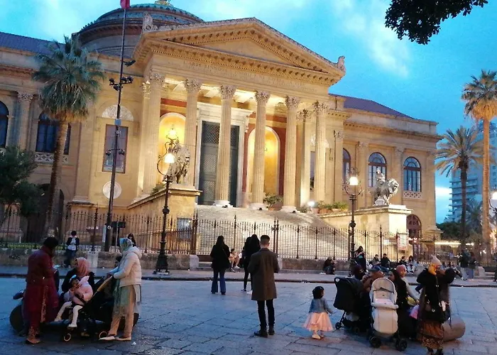 Appartamento Casa Visconti 170Mq-Centro Storico Palermo, Italia