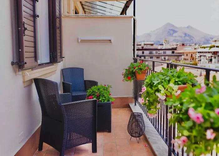 Politeama Charming Apartment Palermo, Italia