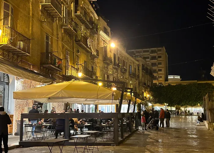 Palermo Houses, Italia