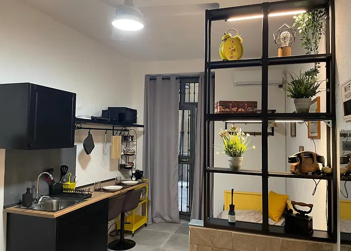 Villa T&F Casa Al Capo - In Centro A Palermo, Italia