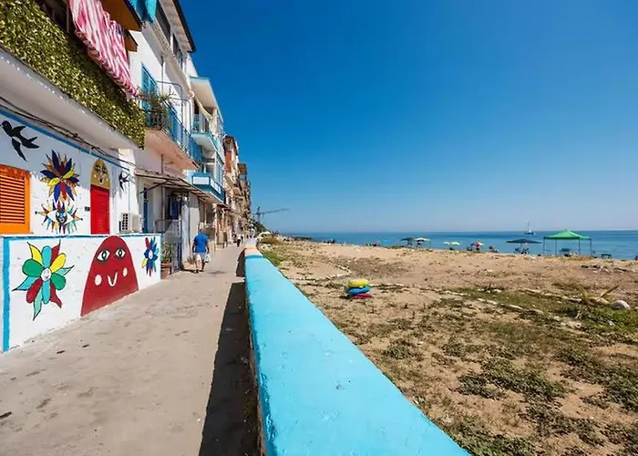 Villa Onda Blu Palermo, Italia