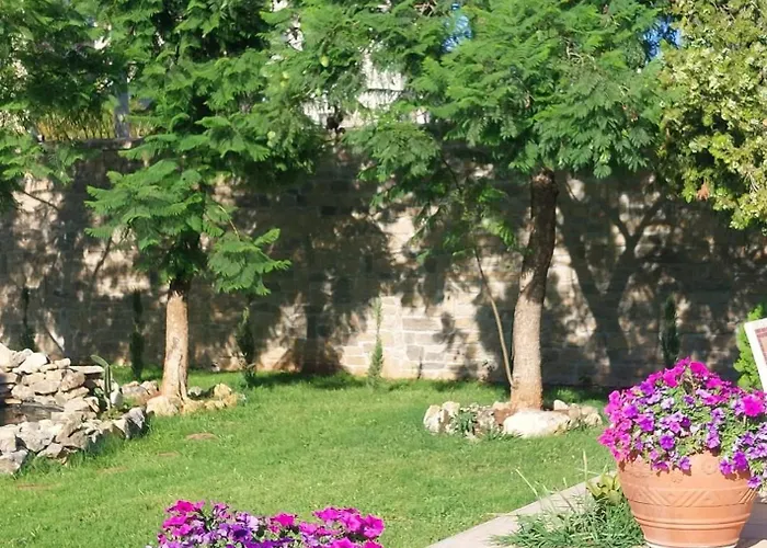 Villa Gira E Firria Palermo, Italia