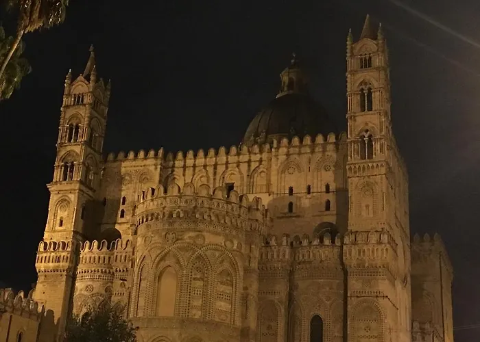 Ferienwohnung Ai Carrettieri Della Cattedrale Palermo, Italien