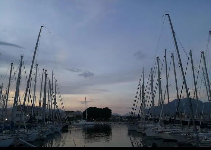 Villa Il Sole della Guilla Palermo, Italia